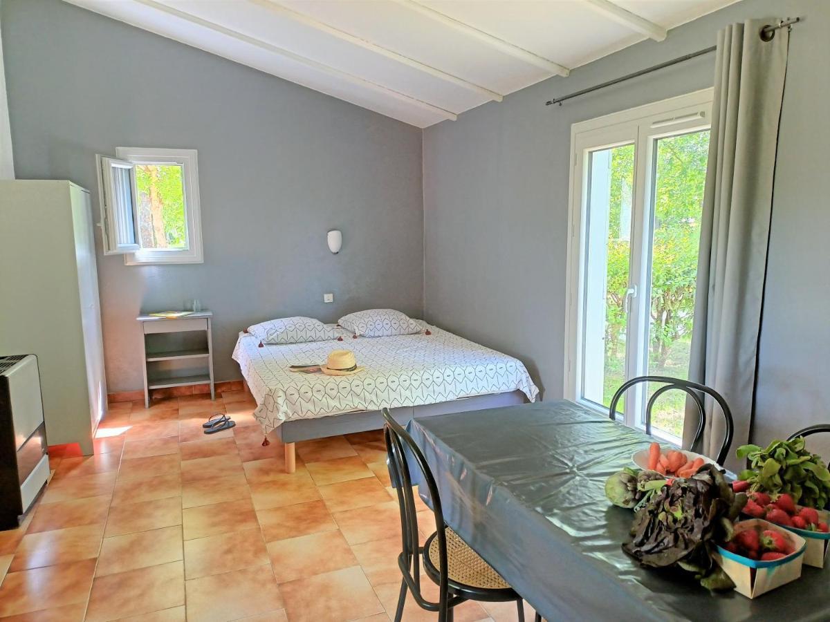 Domaine Le Moulin Neuf Hotel Saint-Quentin-la-Poterie Kültér fotó