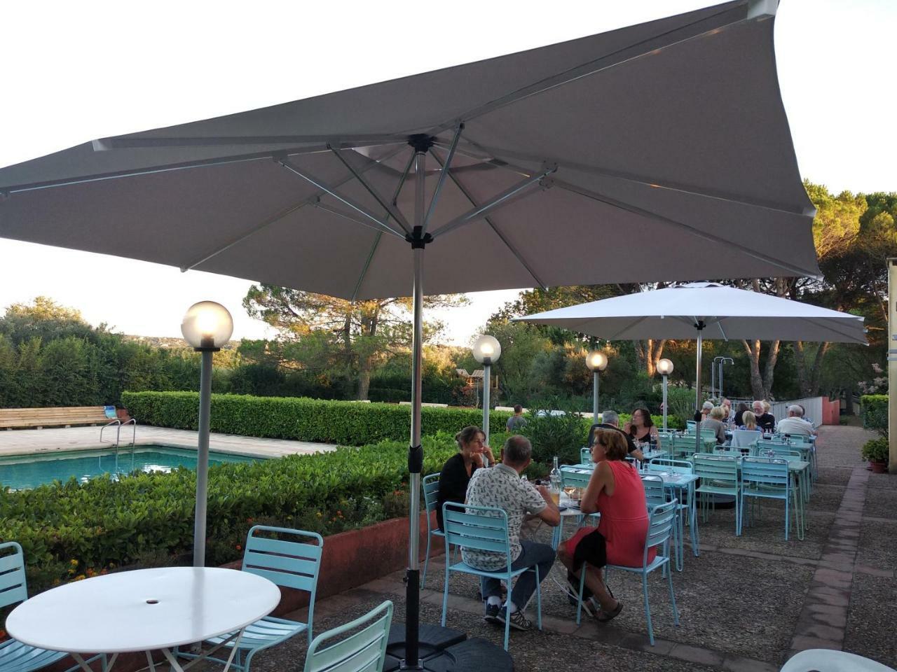 Domaine Le Moulin Neuf Hotel Saint-Quentin-la-Poterie Kültér fotó